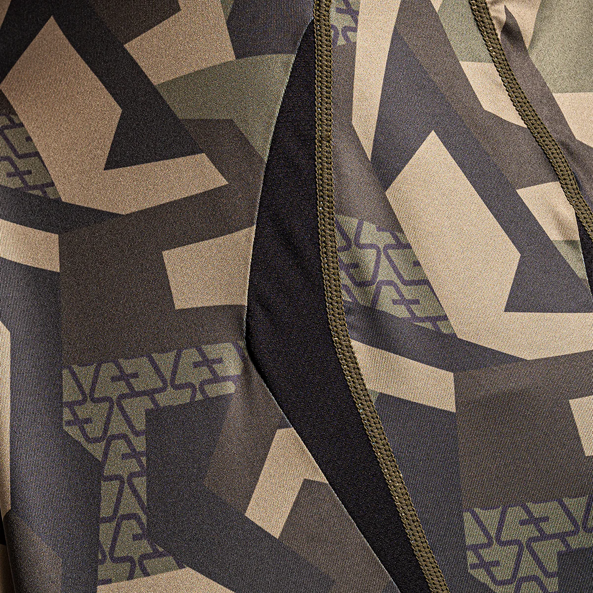 Training Camo Stringer Y Back for Men - Image 7