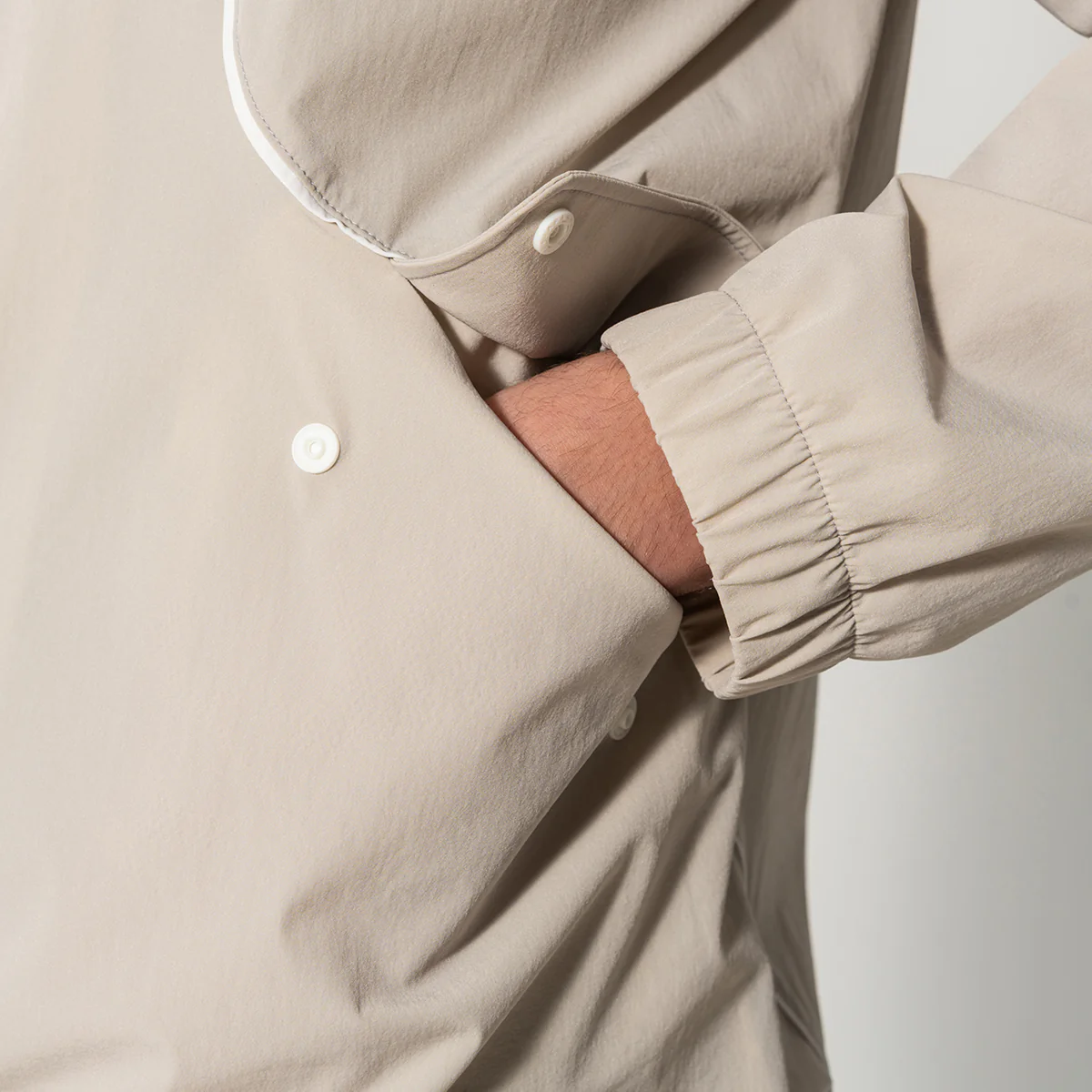 Trendy Athleisure Jacket for Men - Image 7