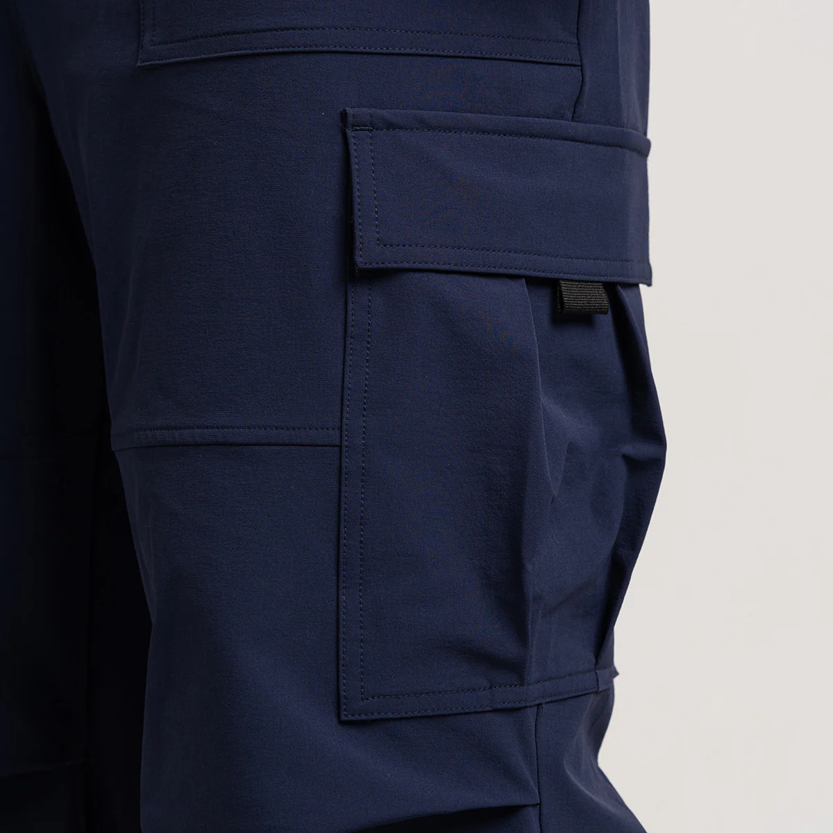 Water Resistant Functional Trendy Cargo Pants for Men - Image 17